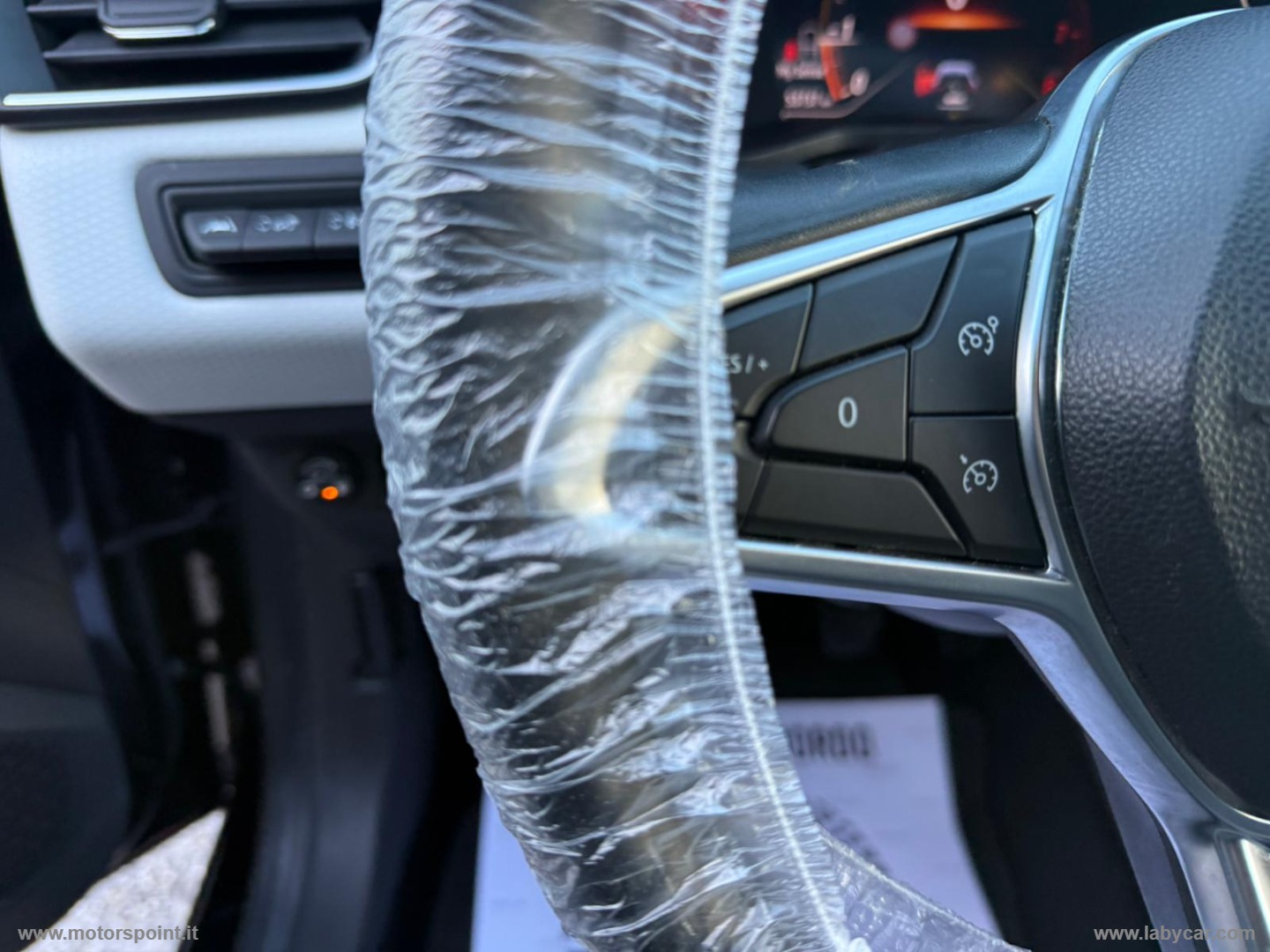 Clio TCe 100 CV GPL Techno - immagine 16