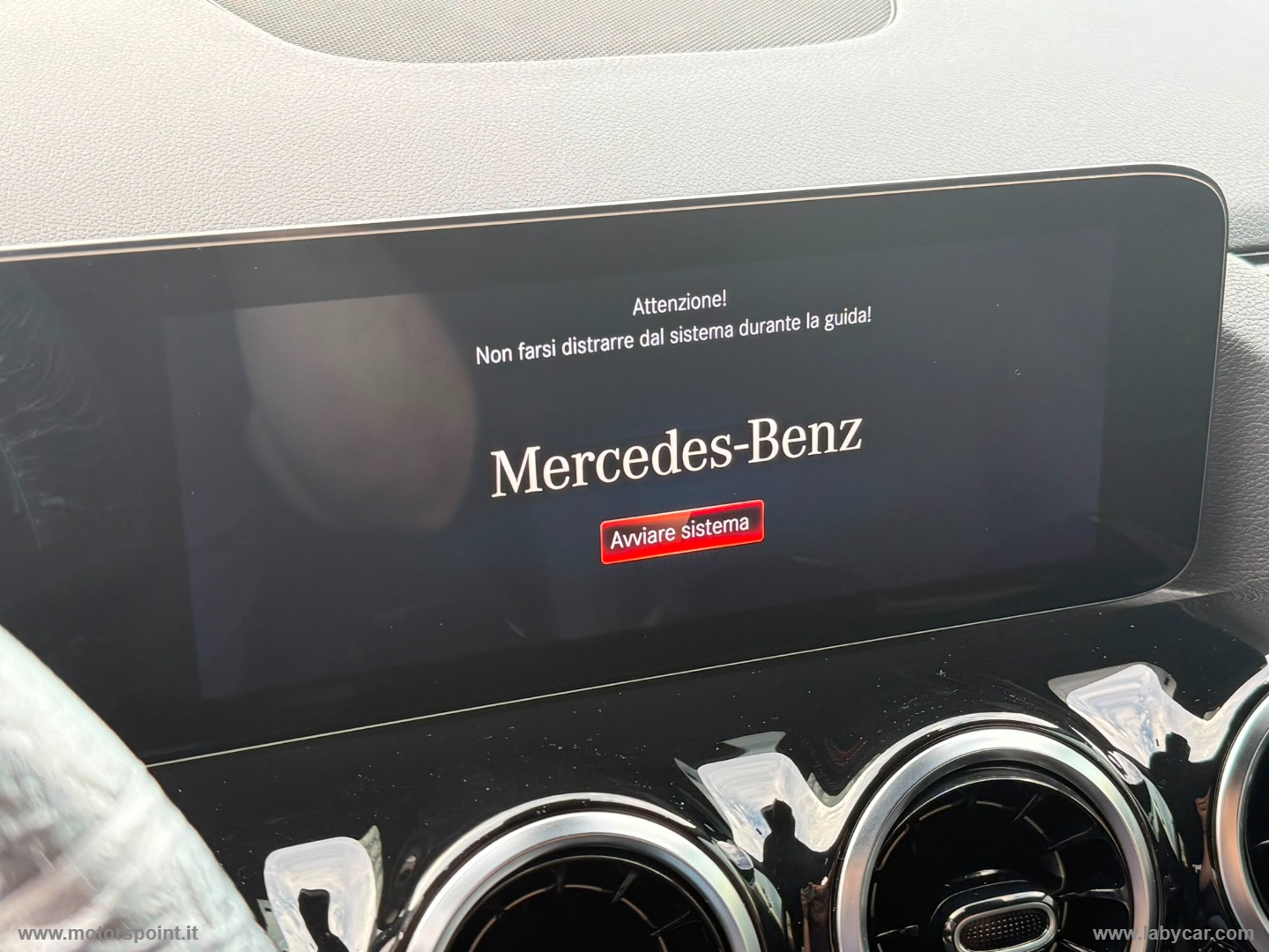 GLA 200 d Automatic Premium NIGHT PACK - immagine 16