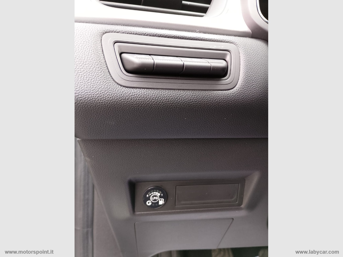 Captur TCe 100 CV GPL Techno SOLO 29.000 KM! - immagine 16