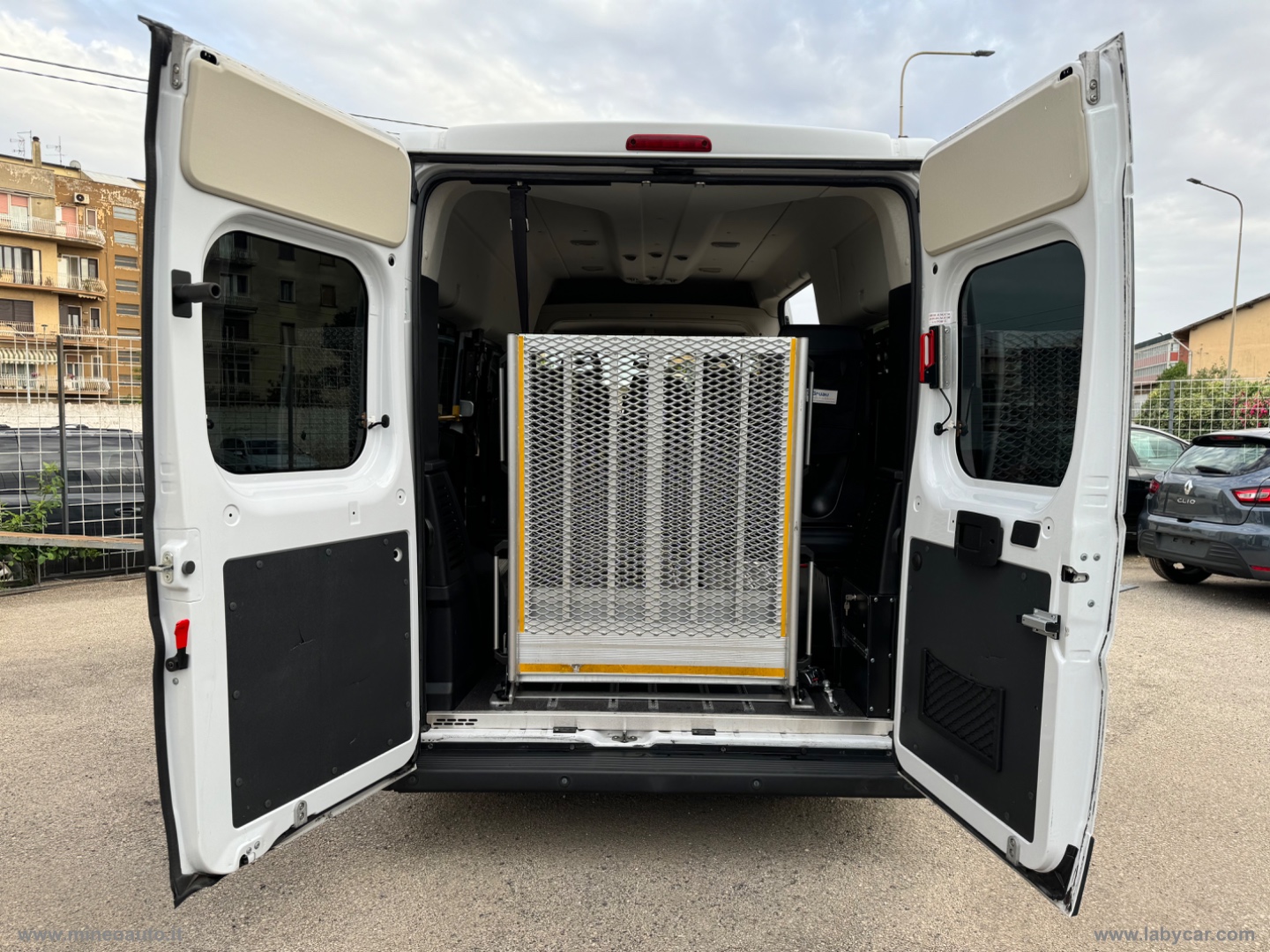 Ducato 30 2.3 MJT 150CV TRASPORTO DISABILE - immagine 16