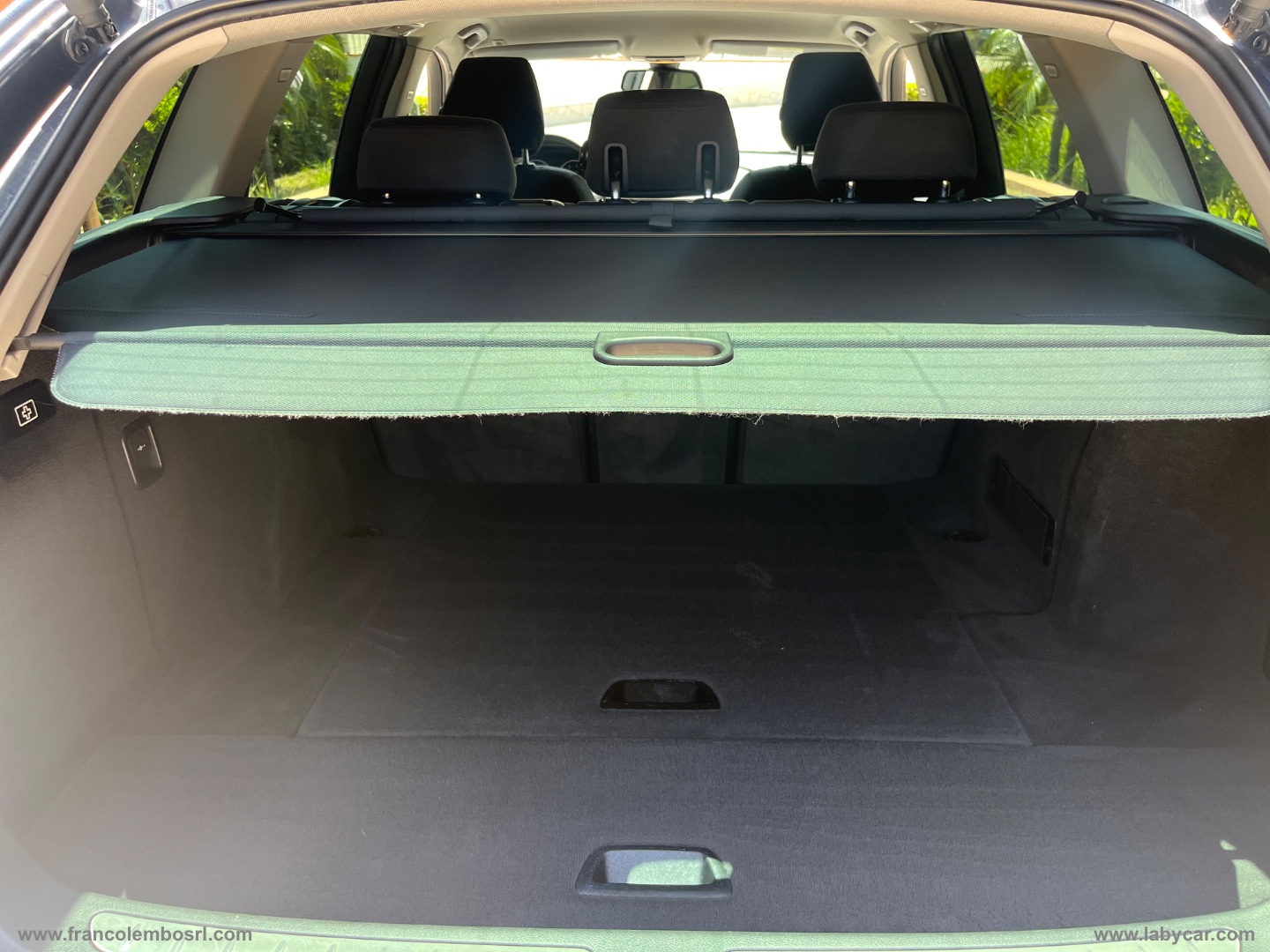 318d Touring - immagine 16