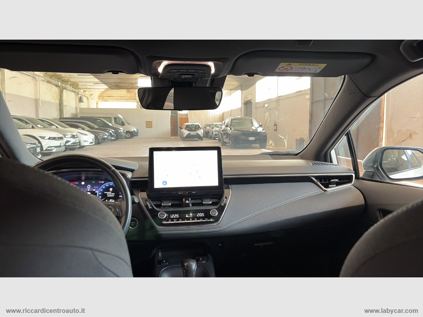 Corolla Active 1.8 Hybrid TS - immagine 16