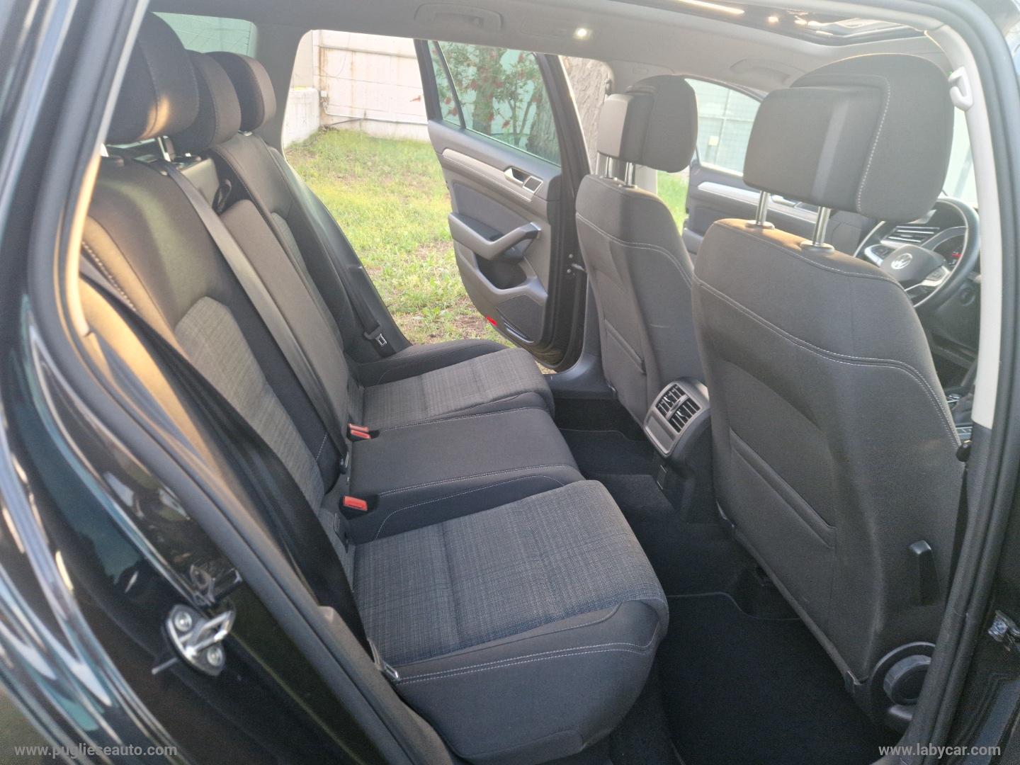 Passat Var. 2.0 TDI DSG Business TETTO - immagine 16