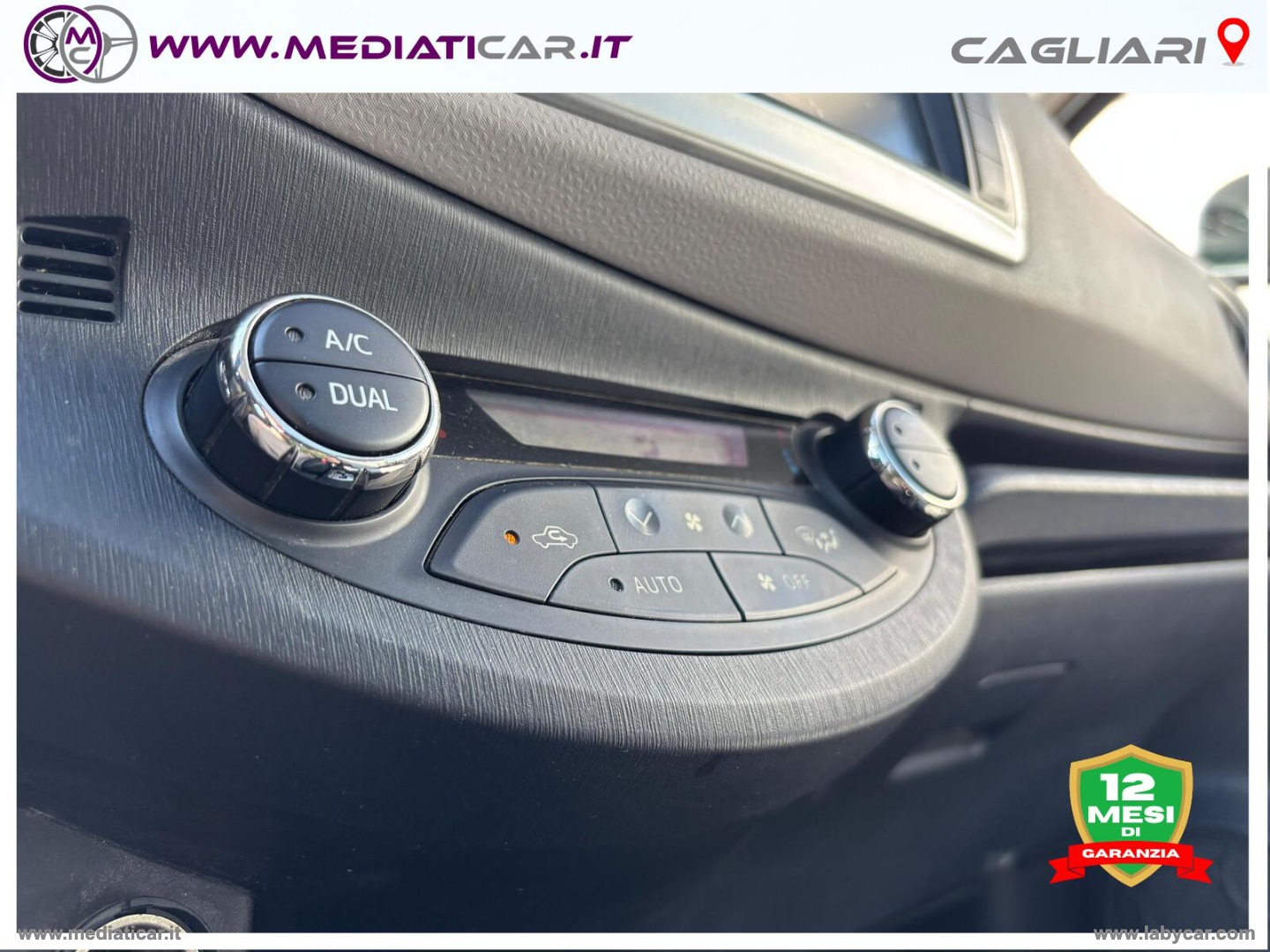 Yaris 1.3 5p. Lounge CVT Stop & Start - immagine 16