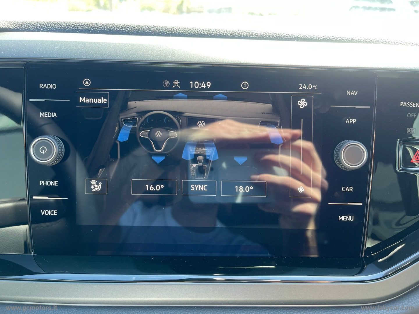 Volkswagen Taigo Taigo 1.0 TSI 115 CV R-Line - Immagine 16