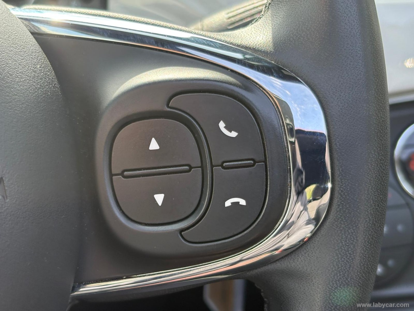 500 C 1.0 Hybrid Dolcevita - immagine 16