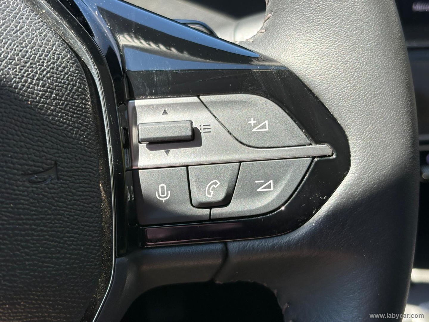 408 Hybrid 136 e-DCS6 Allure - immagine 16