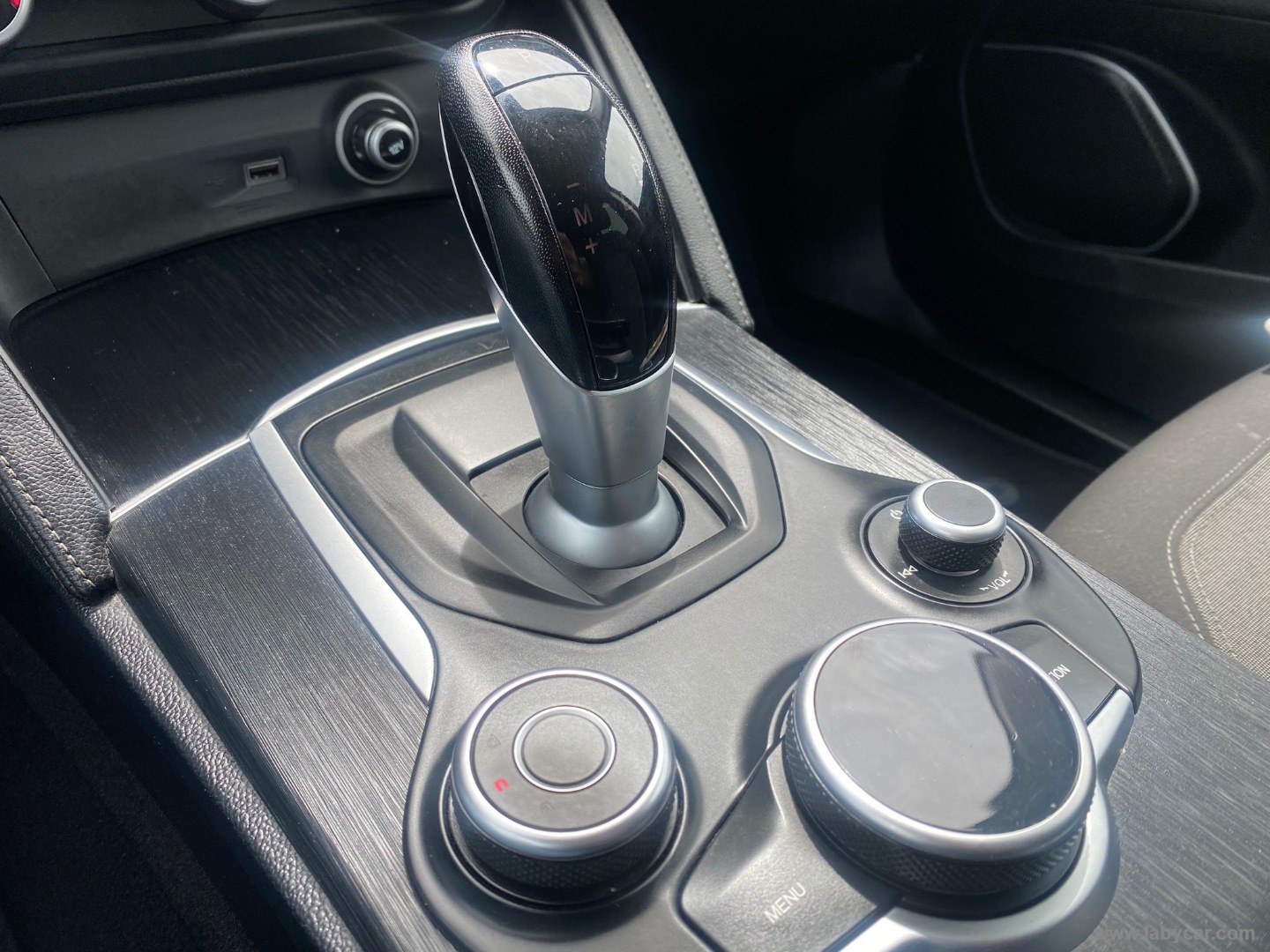 Stelvio 2.2 T.diesel 160CV AT8 RWD Sp-T. - immagine 16