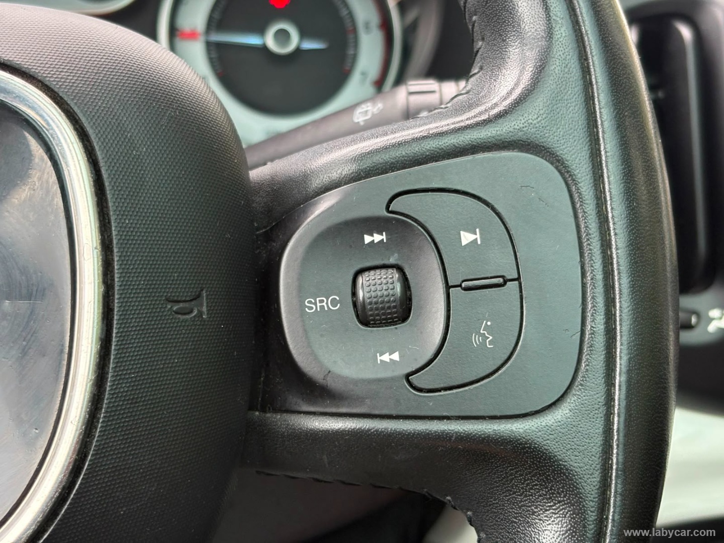 Fiat 500L 1.3 MJT 85 CV Lounge - Immagine 16