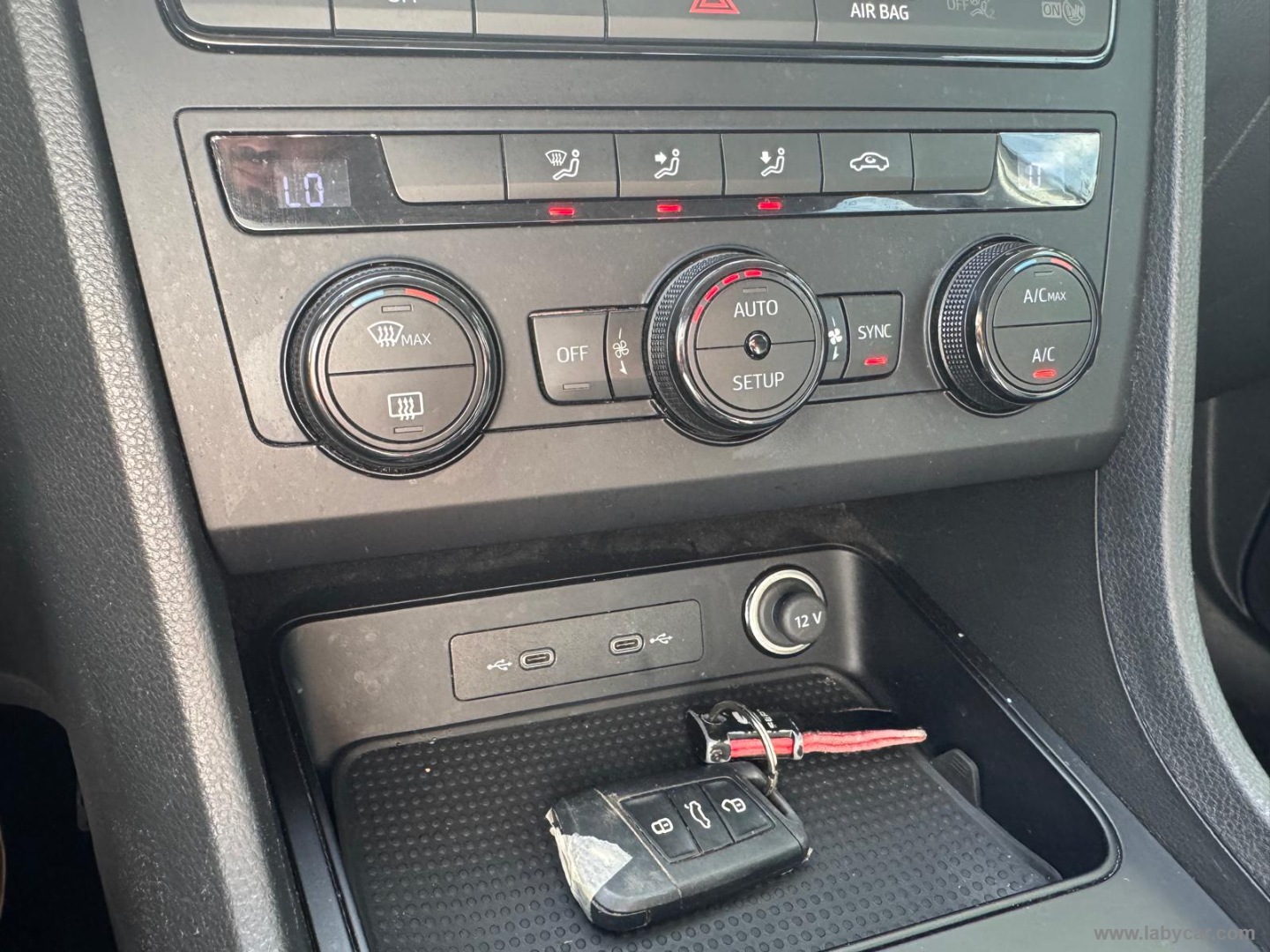 SEAT Ateca 2.0 TDI 115 CV Reference - Immagine 16