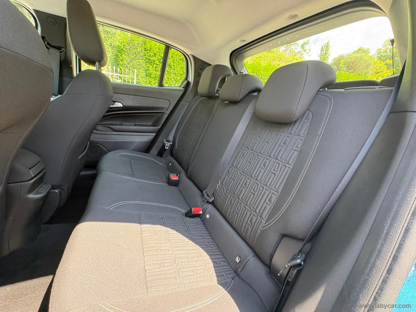 Fiat 600 Hybrid 145 CV DCT MHEV Icon - Immagine 16