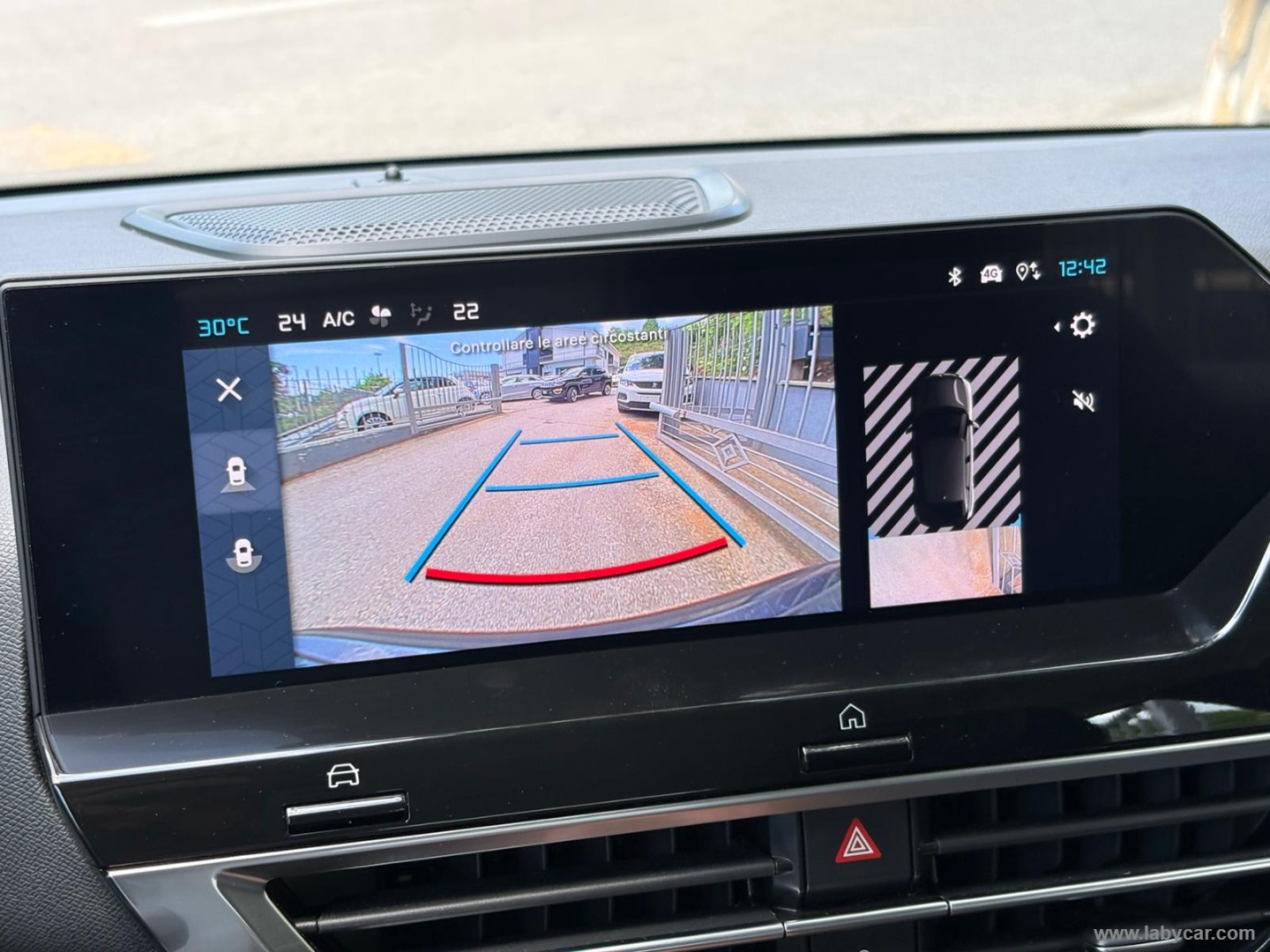 Citroën C4 Hybrid 136 e-DCS6 Plus - Immagine 16