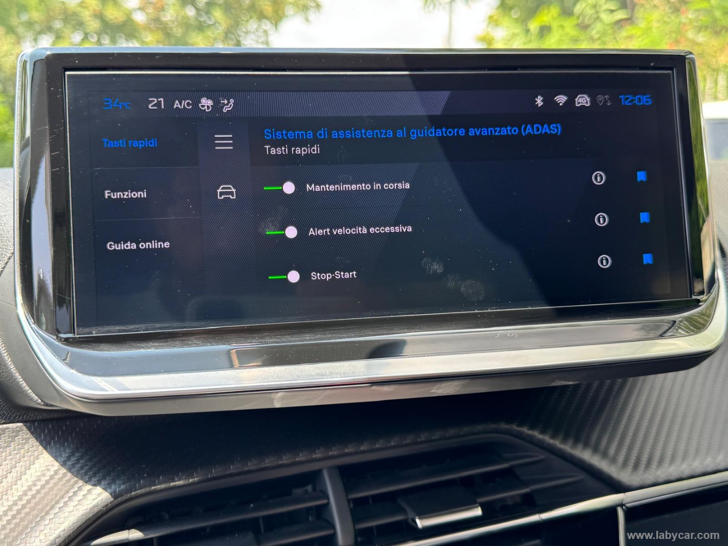Peugeot 208 Hybrid 110 e-DCS6 Allure - Immagine 16
