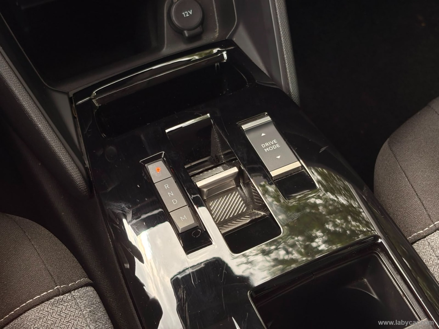 Citroën C4 Hybrid 110 e-DCS6 You - Immagine 16
