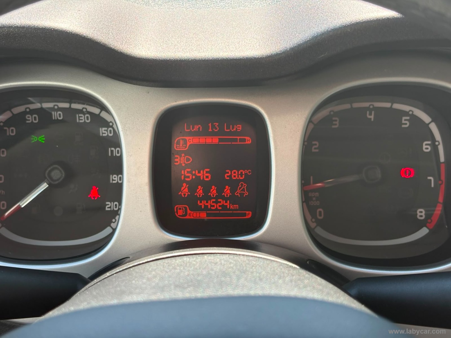 Fiat Panda Cross 0.9 TwinAir Turbo S&S 4x4 - Immagine 16