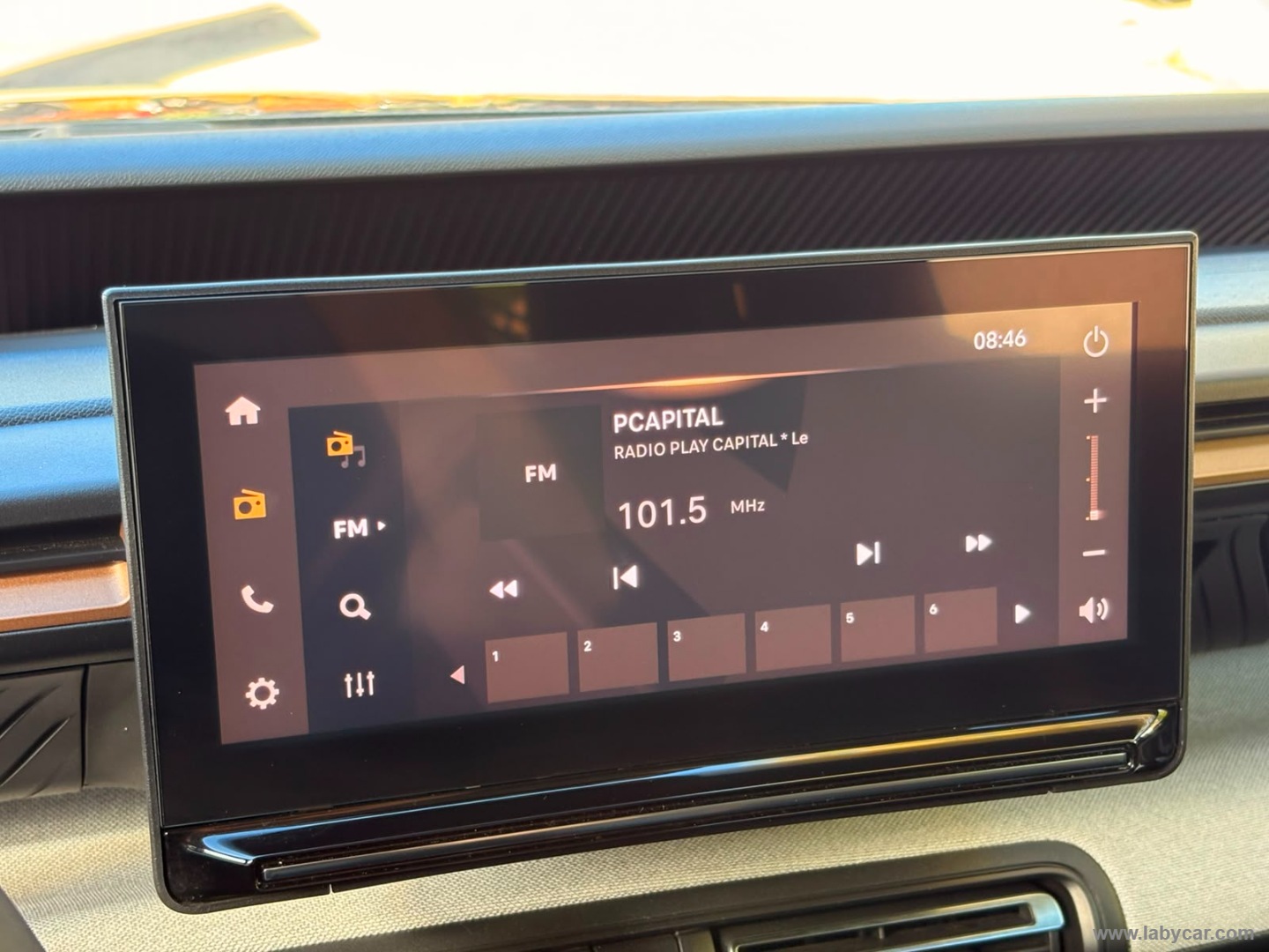 Citroën C3 Aircross PureTech Turbo 100 Plus - Immagine 16