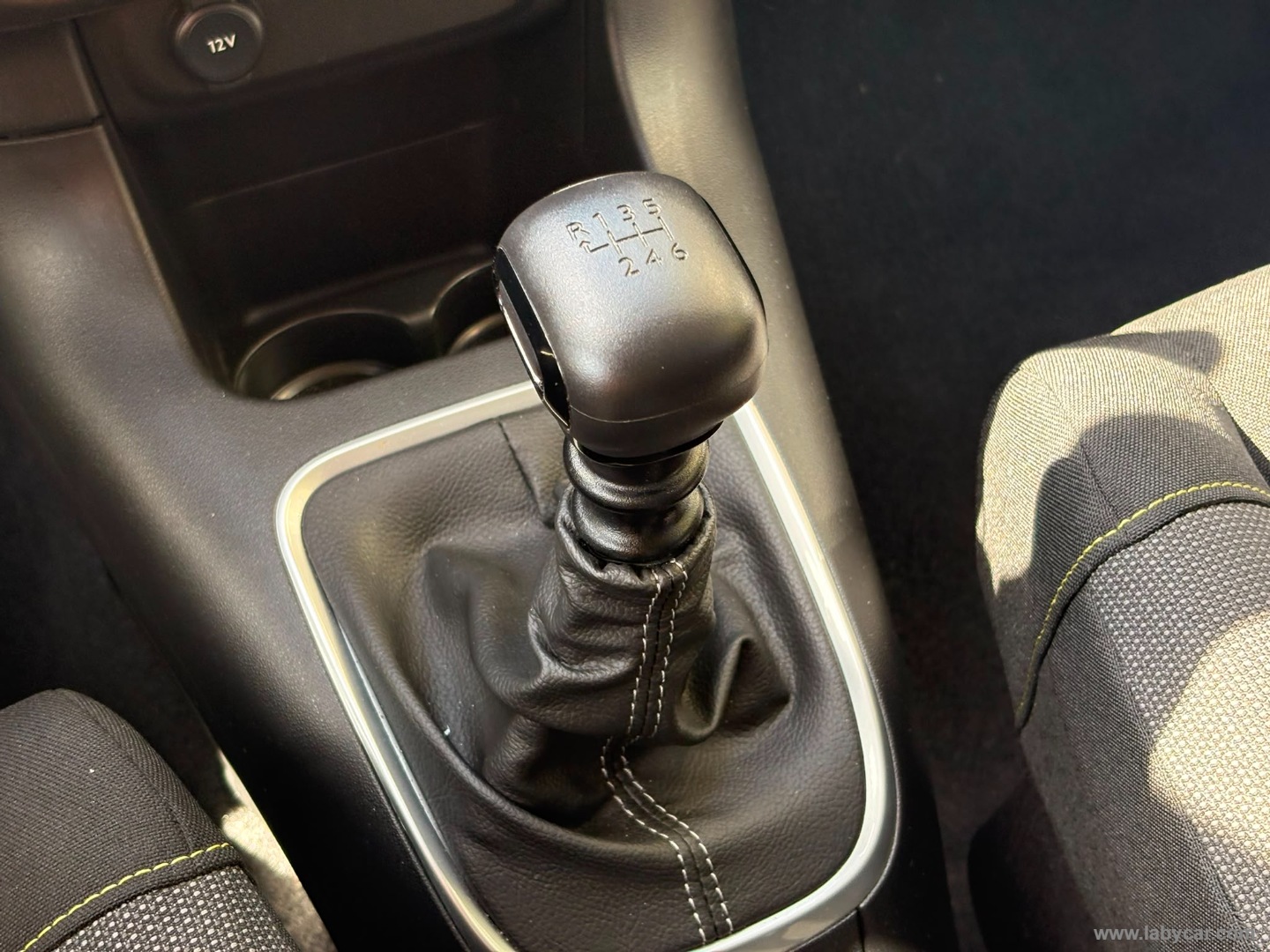 Citroën C3 PureTech 110 S&S Shine - Immagine 16
