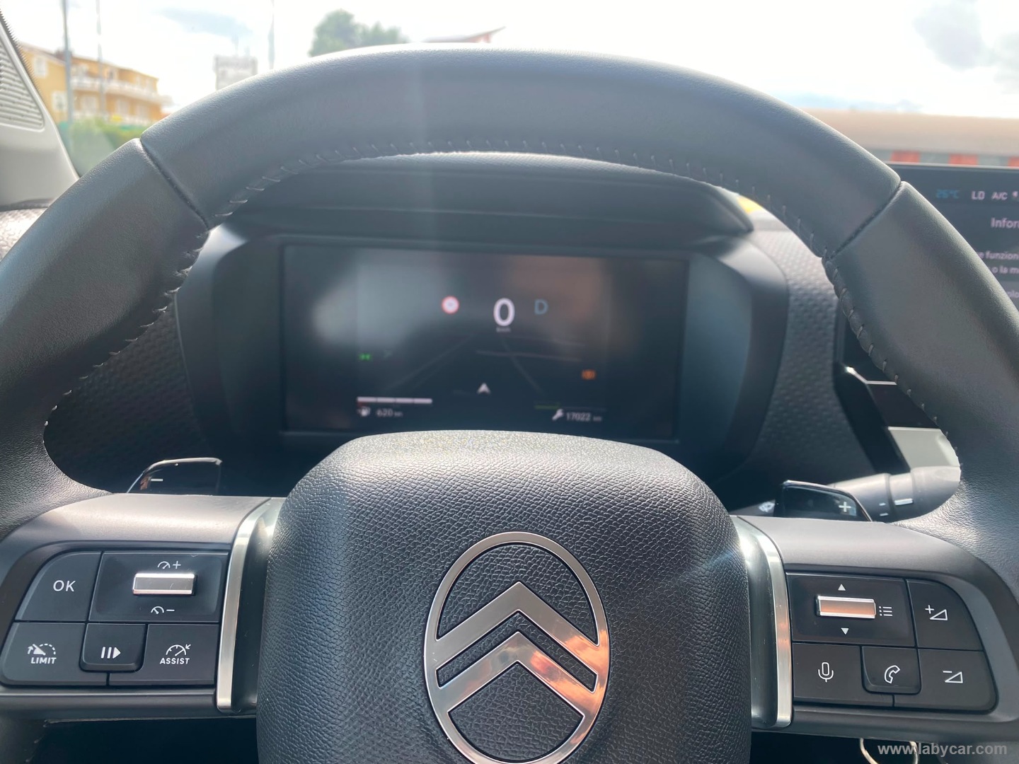 Citroën C4 Hybrid 145 e-DCS6 Plus - Immagine 16