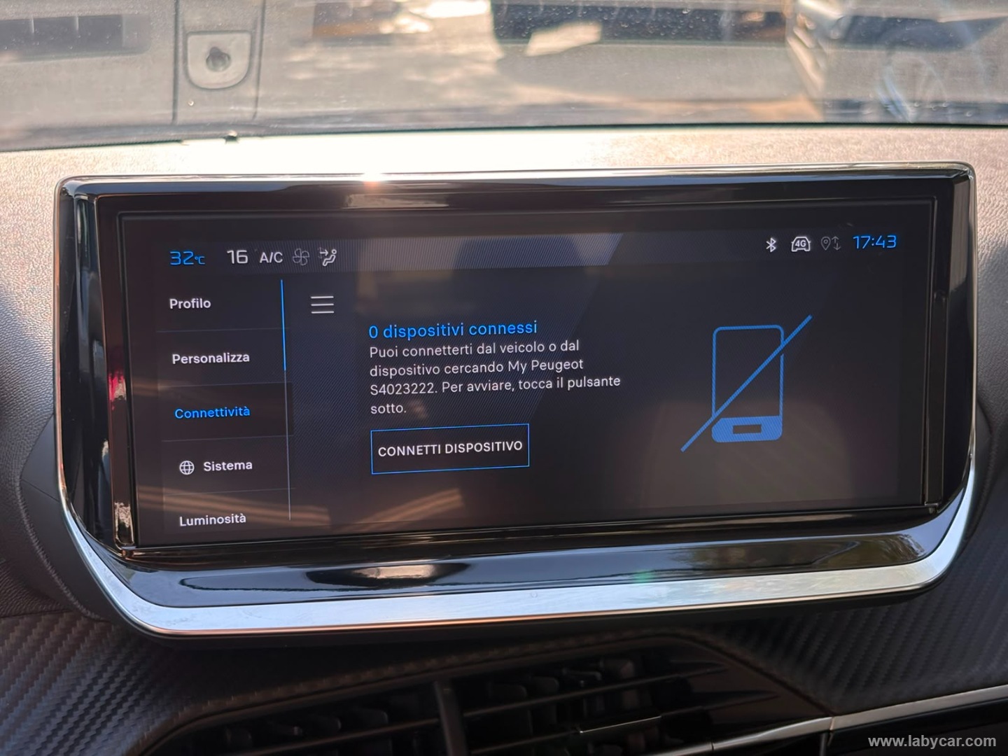 Peugeot 208 Hybrid 110 e-DCS6 Allure - Immagine 16