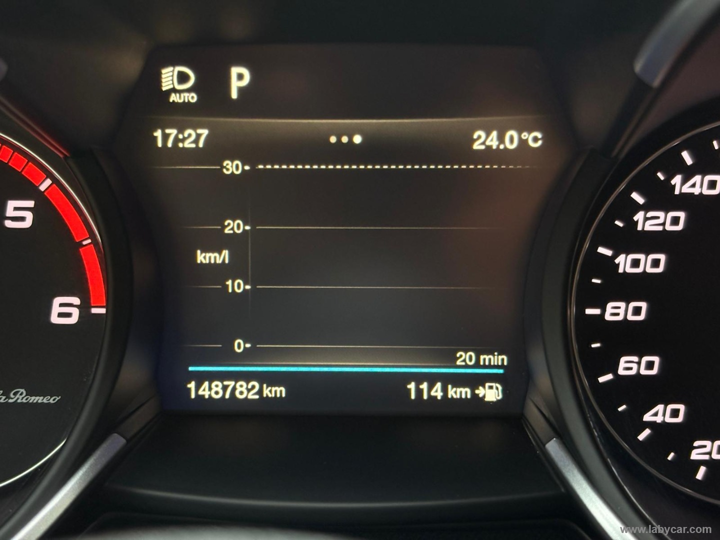 Alfa Romeo Stelvio 2.2 T.diesel 160CV AT8 RWD Sp-T. - Immagine 16