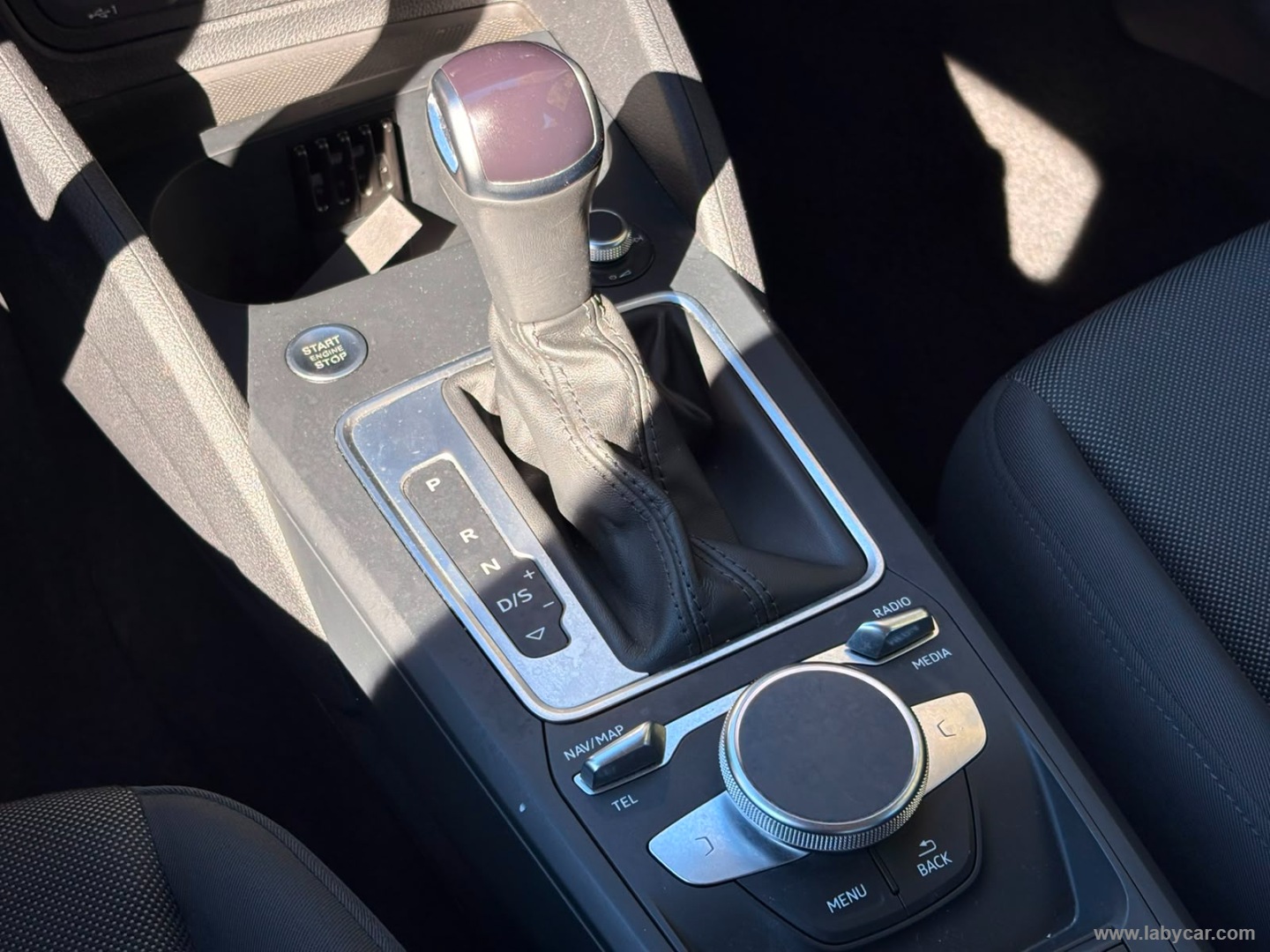 Audi Q2 30 TDI S tronic Admired - Immagine 16