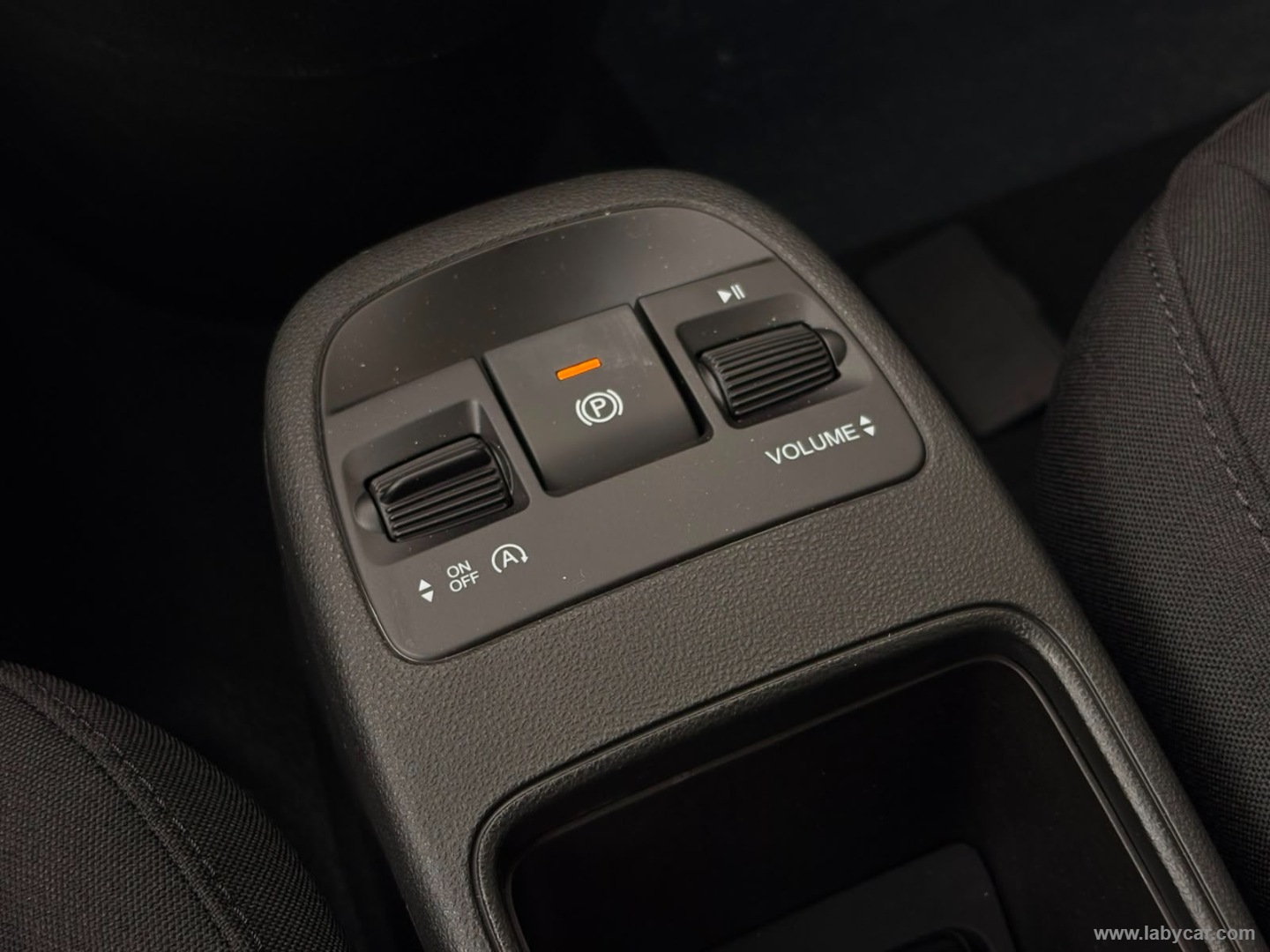 Fiat 500 Berlina Hybrid Icon - Immagine 16