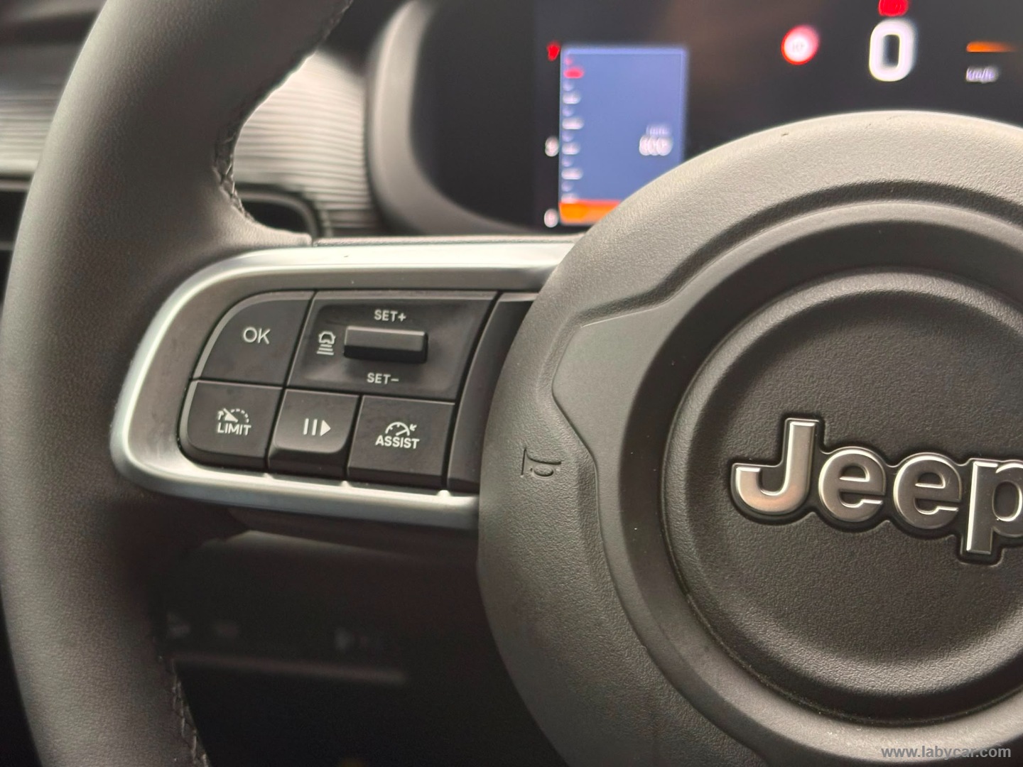 Jeep Avenger 1.2 Turbo Altitude - Immagine 16