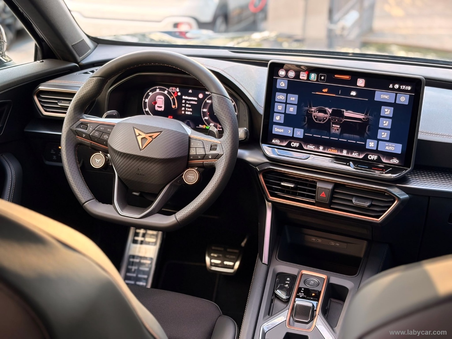 CUPRA Formentor 1.5 e-Hybrid DSG Business - Immagine 16