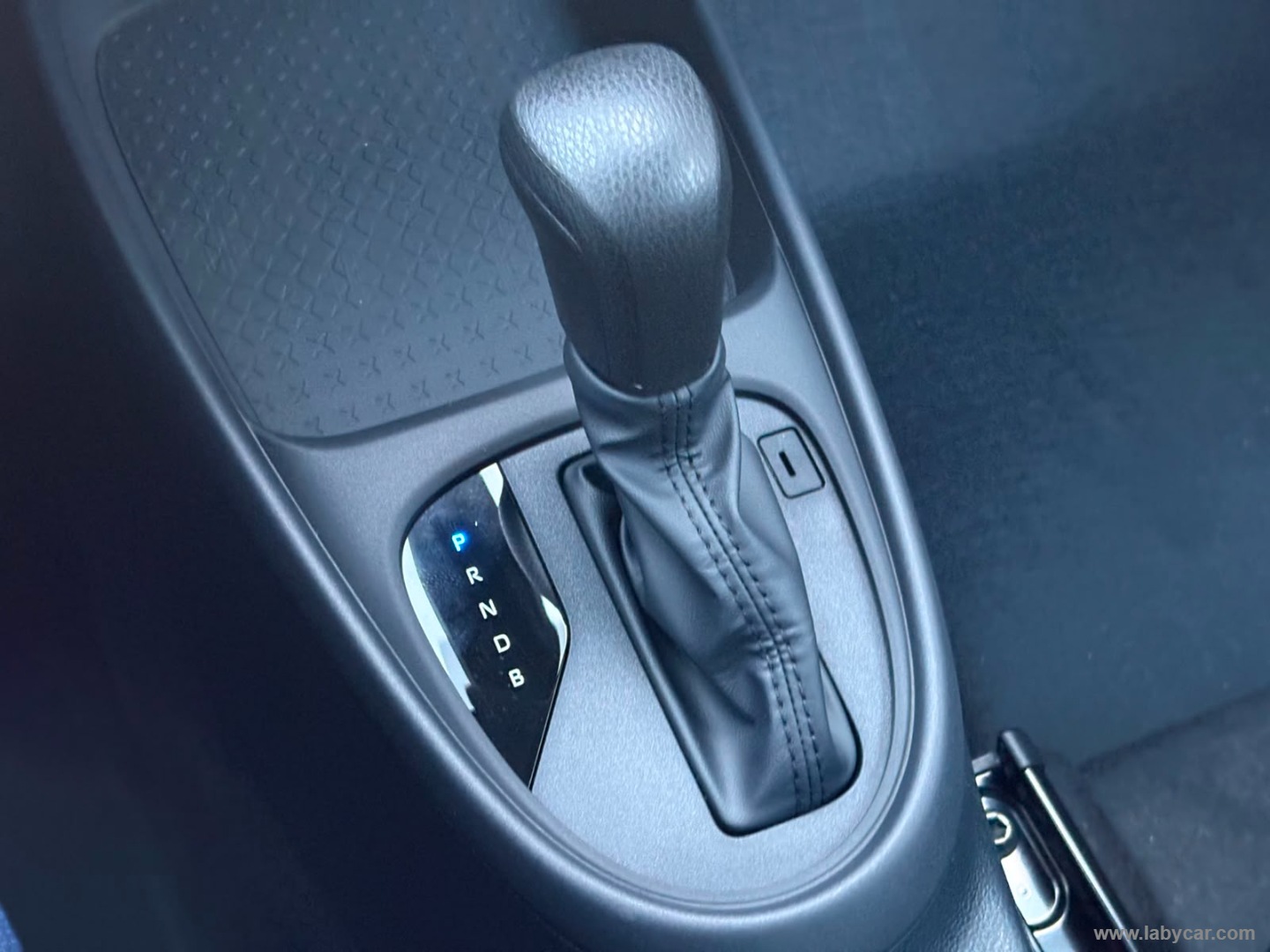 Toyota Aygo X 1.5 Hybrid 115 CV 5p. - Immagine 16