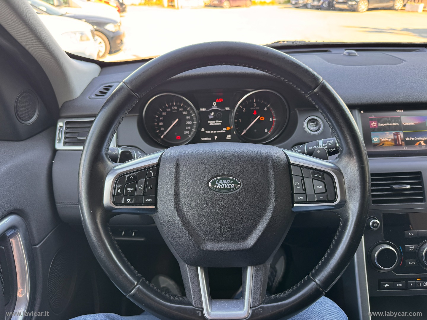 Discovery Sport 2.0 TD4 150 Bus.Pr. SE - immagine 16