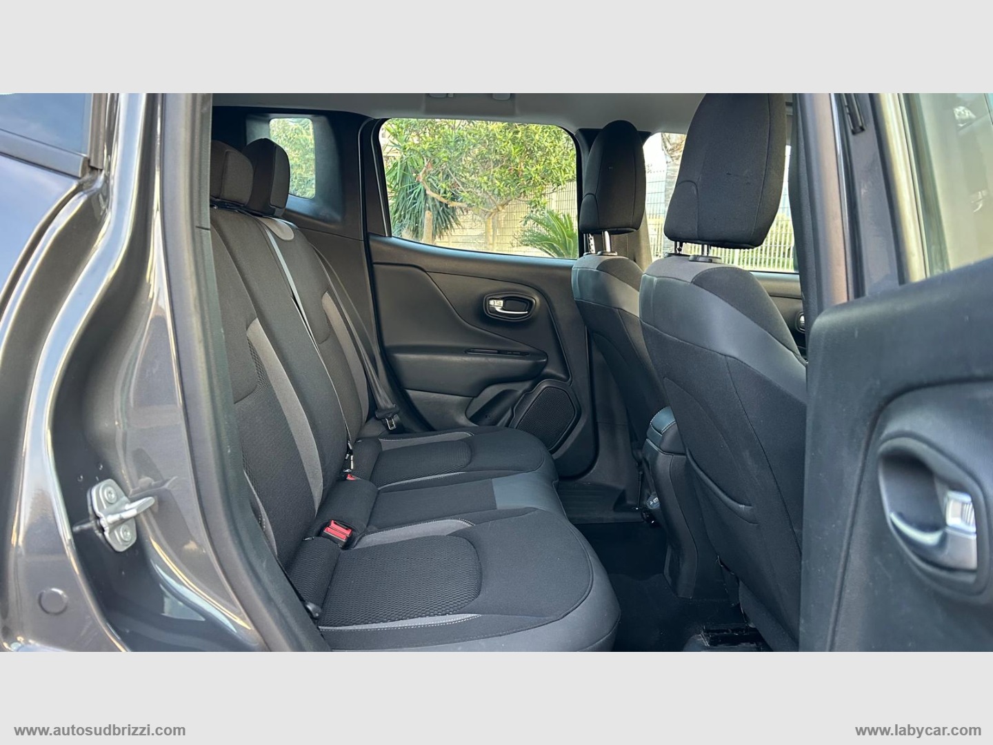 Renegade 1.6 Mjt 130CV Limited - immagine 16