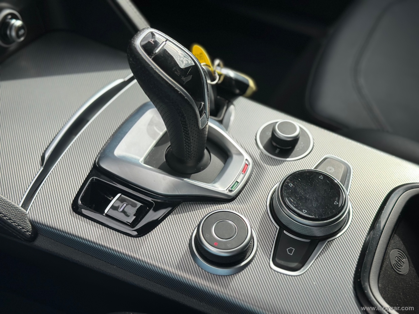 Stelvio 2.2 T.diesel 210CV AT8 Q4 Veloce - immagine 16