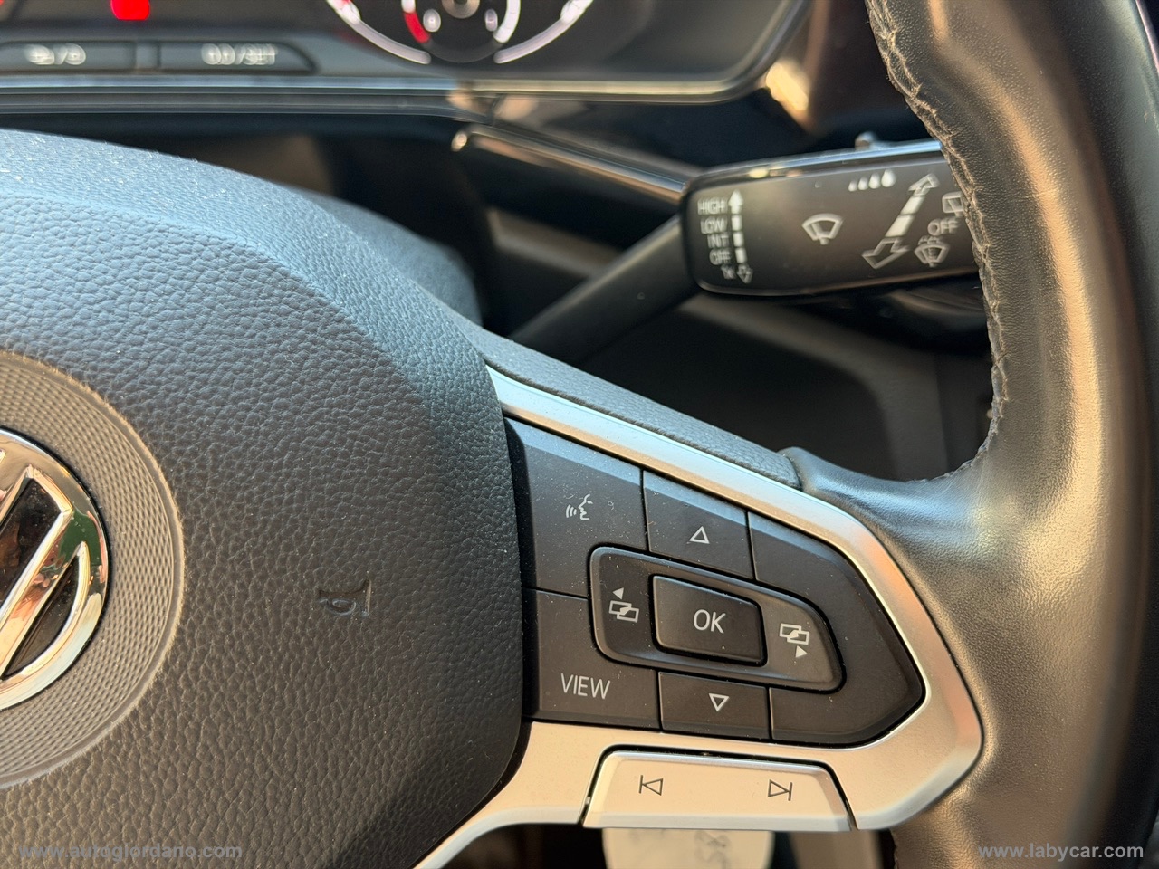 T-Cross 1.0 TSI 115 CV Style BMT - immagine 16