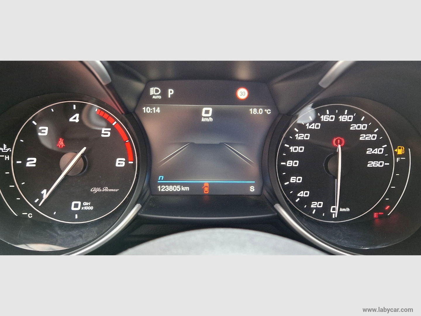 Giulia 2.2 TD 160 CV AT8 Executive - immagine 16