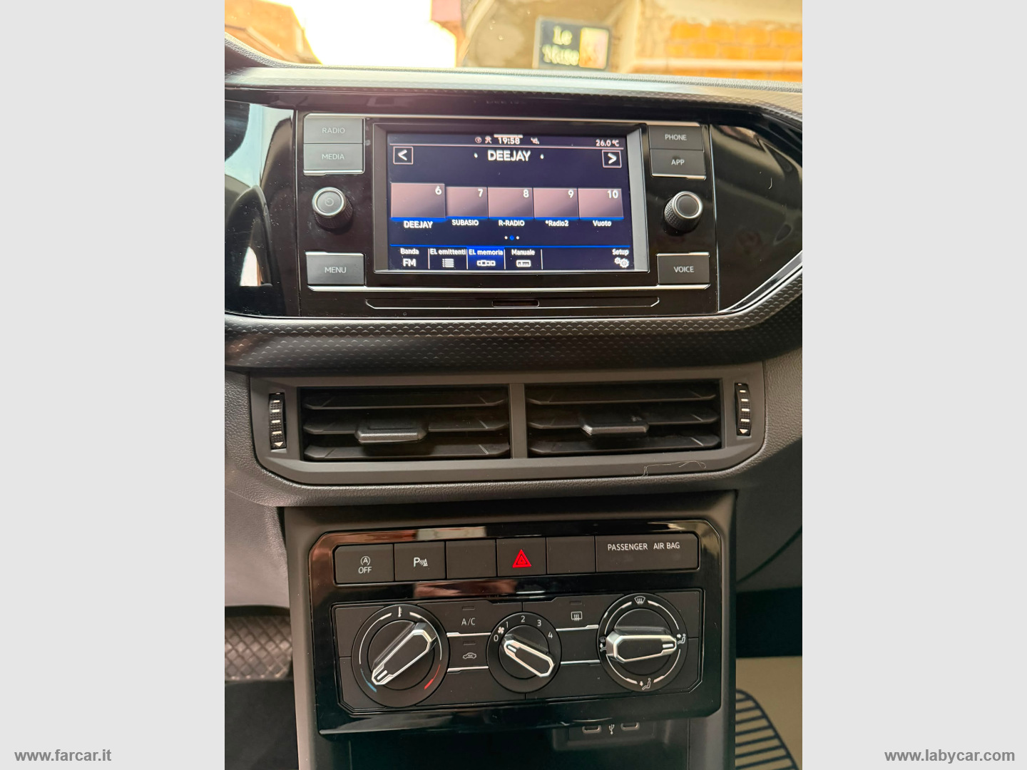 T-Cross 1.0 TSI 110 CV DSG Style - immagine 16