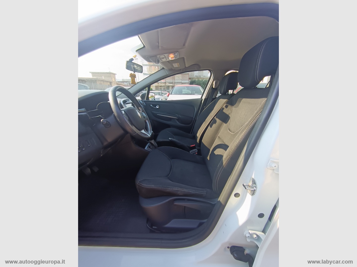 Clio Sporter 0.9 TCe 12V 90 Costume Nat. FINO AL 15/08 P.P. INCLUSO - immagine 16