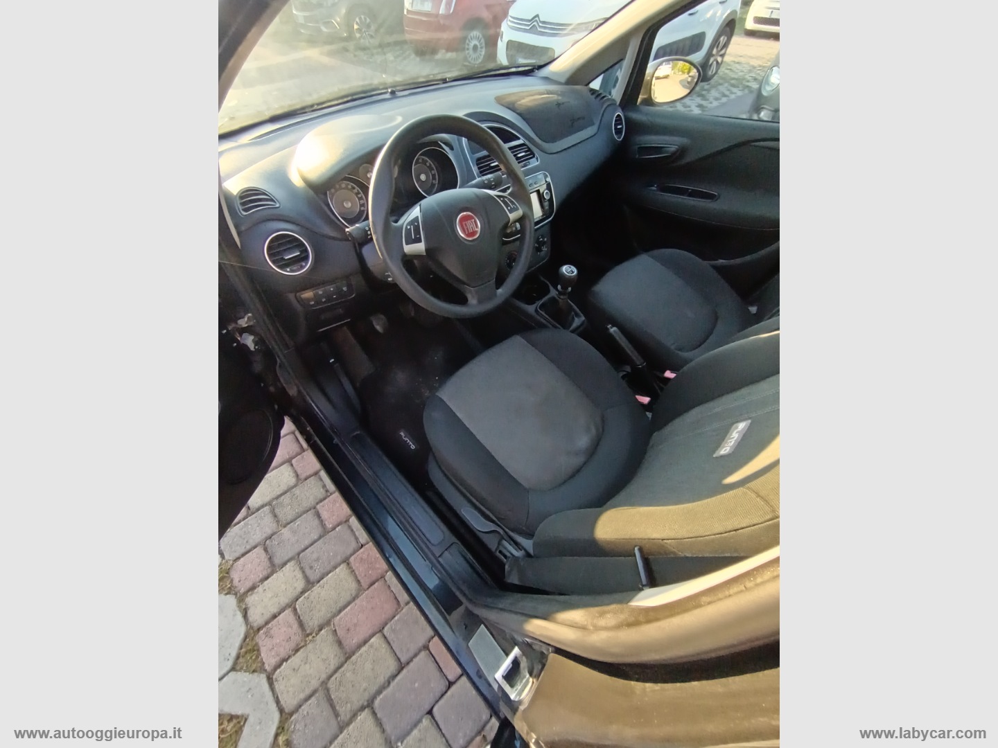 Punto 1.2 8V 5p. LOUNGE POSS. IMPIANTO GPL - immagine 16