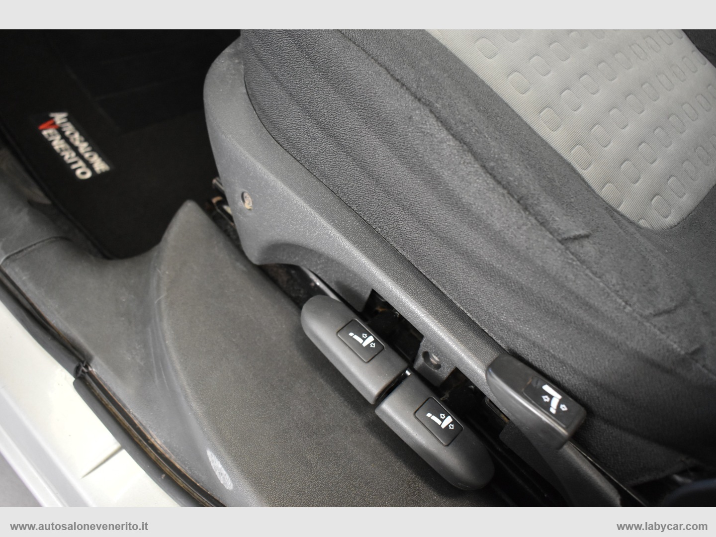 Doblò 1.9 MJT 105 CV Dynamic - immagine 16