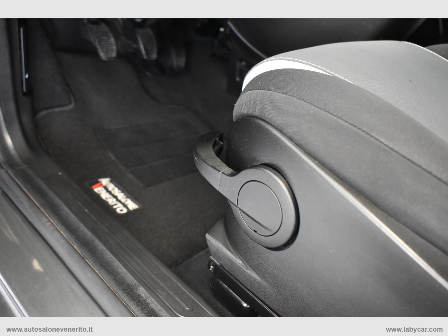 Ypsilon 1.2 69 CV 5p. Elefantino - immagine 16