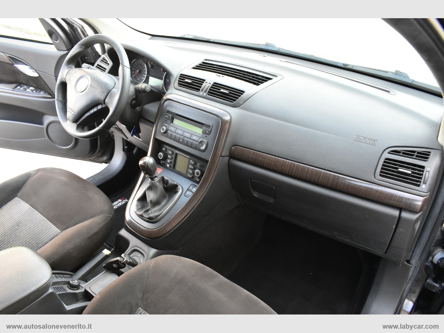 Croma 1.9 MJT Emotion - immagine 16
