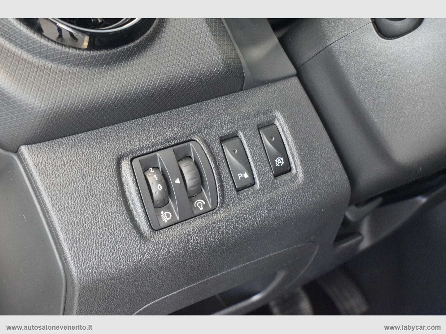 Clio dCi 8V 75 CV S&S 5p. Energy Intens - immagine 16
