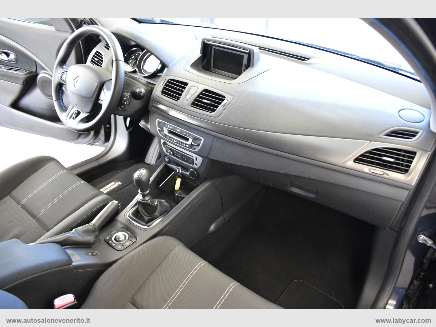 Mégane 1.5 dCi 110 CV SporTour Wave - immagine 16