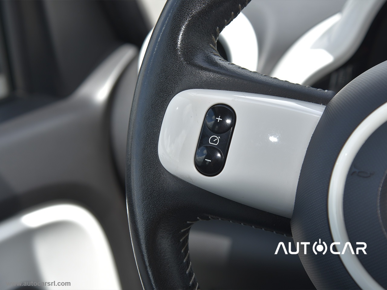 Twingo TCe 90 CV S&S Lovely - immagine 16