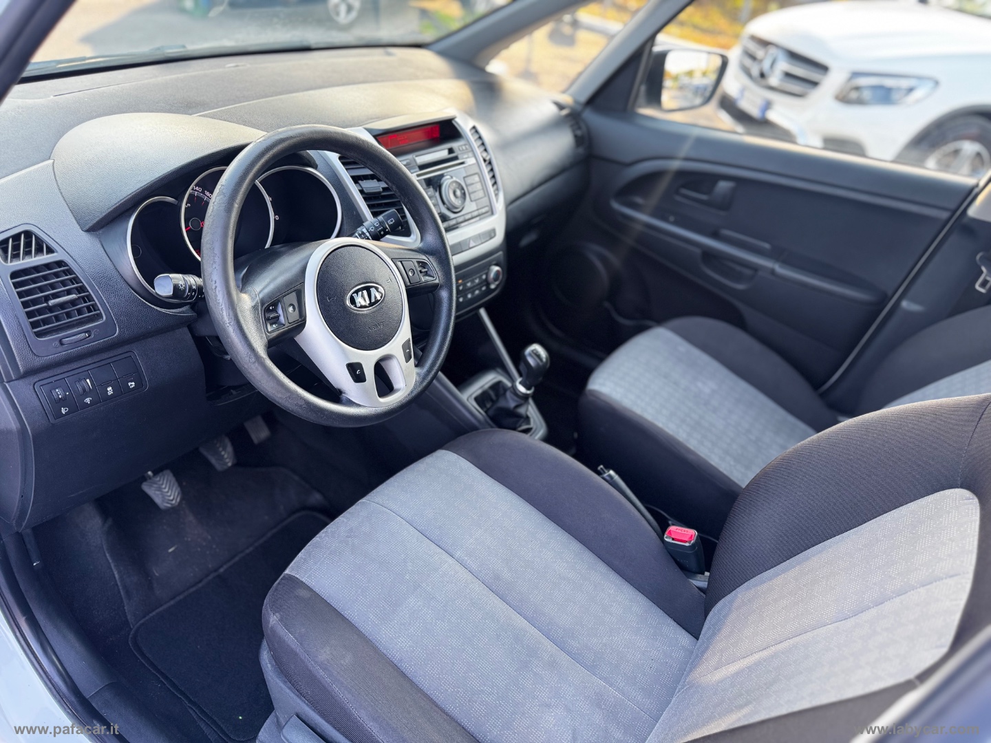 Venga 1.4 CRDi 90 CV Active - immagine 16