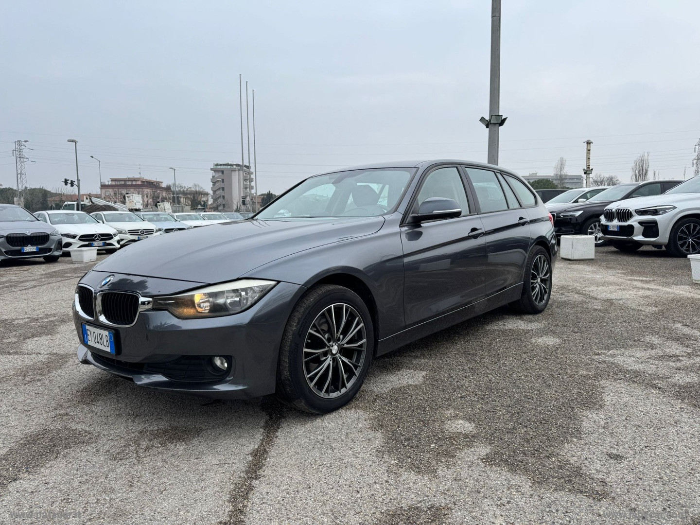 320d Touring Business aut. - immagine 16