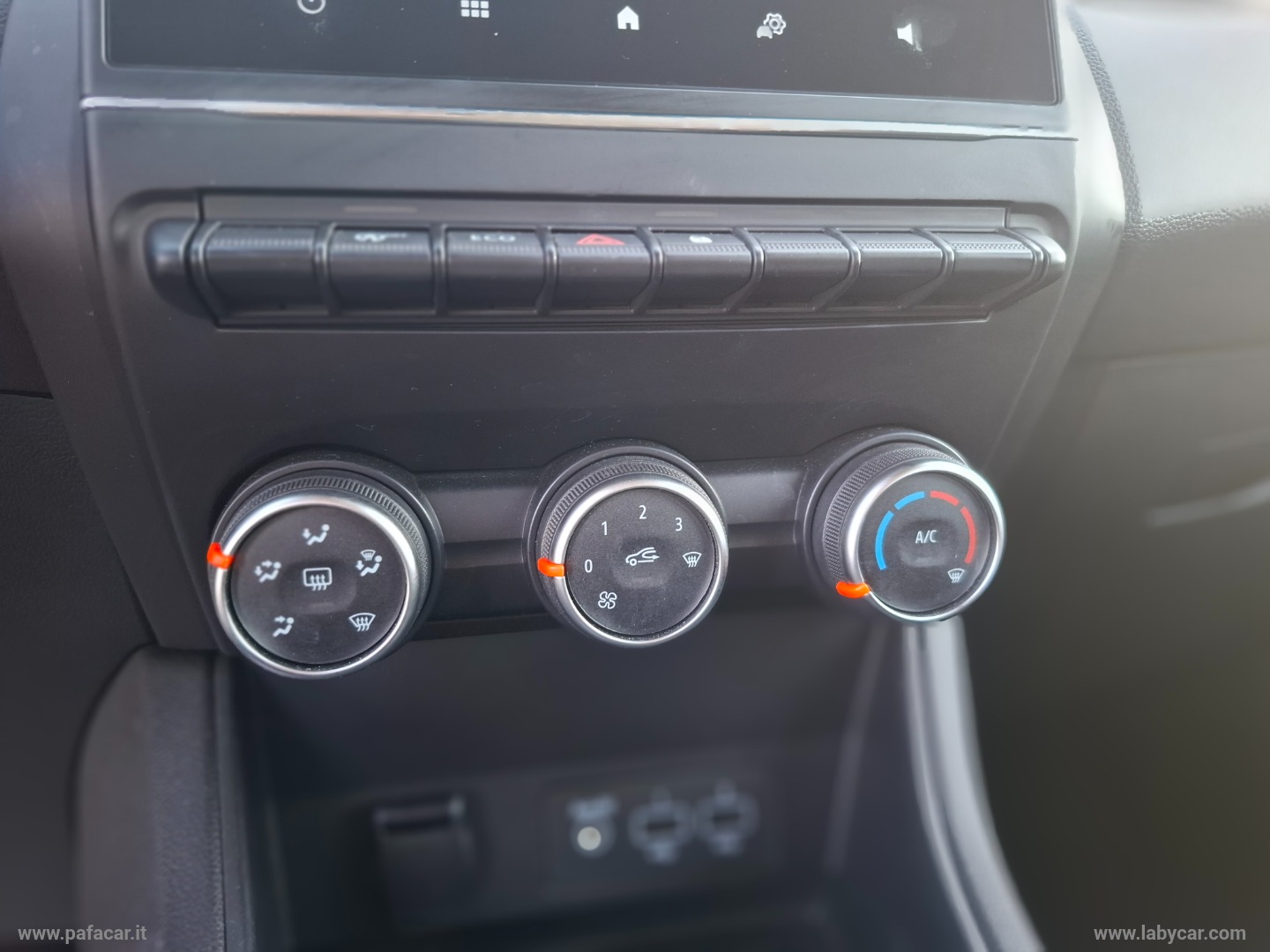 Captur Blue dCi 8V 95 CV Zen - immagine 16