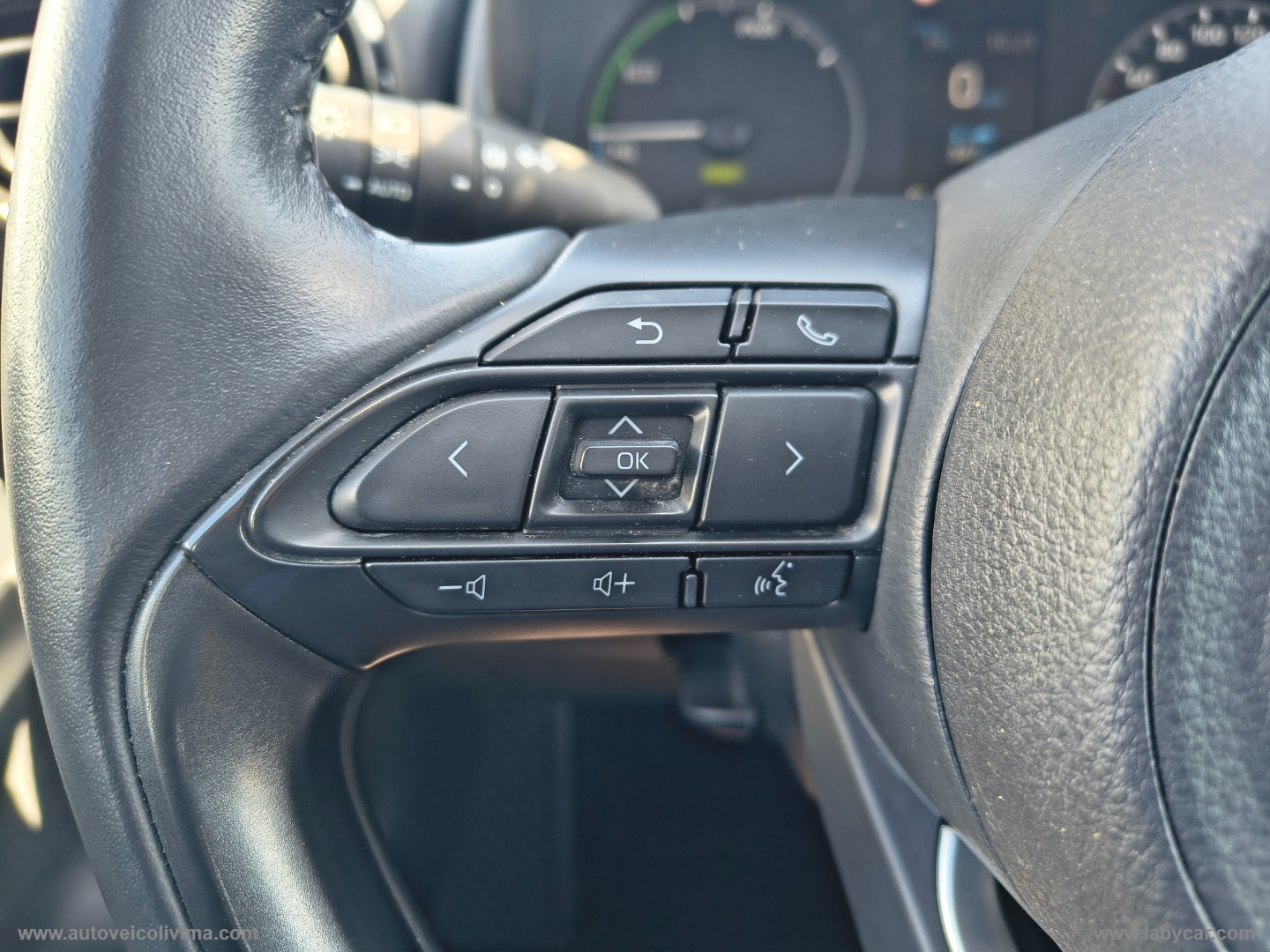 Yaris 1.5 Hybrid 5p. Active - immagine 16