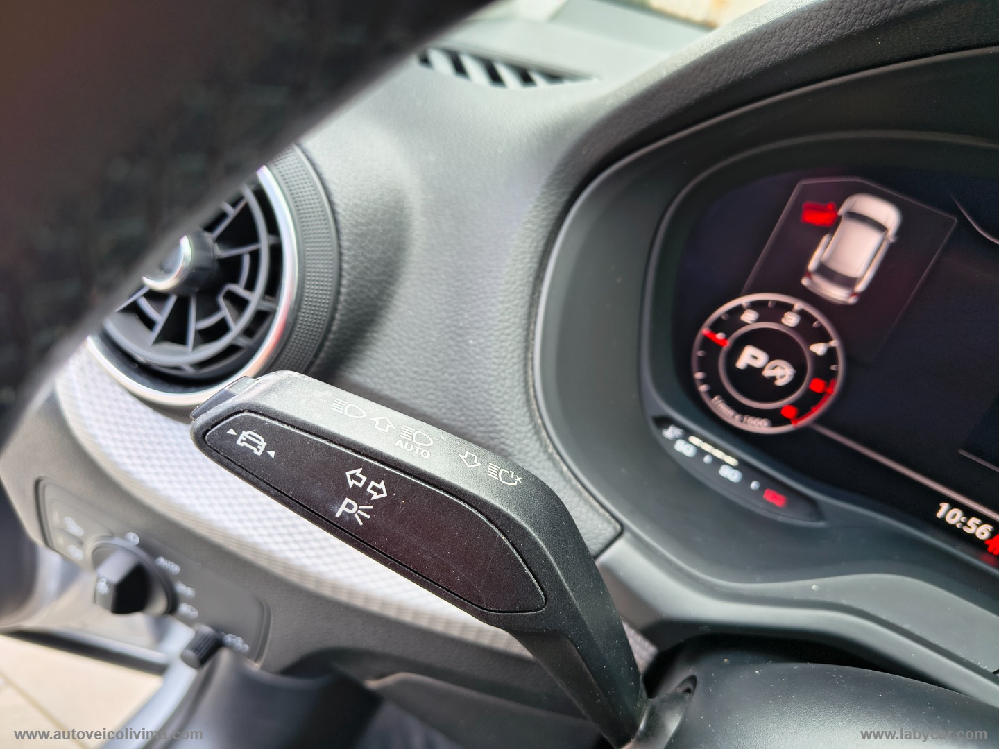 Q2 30 TDI S tronic Business Plus - immagine 16