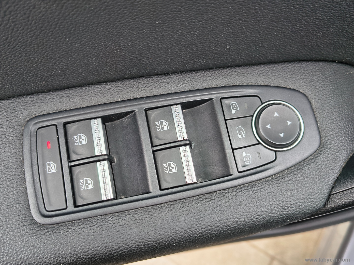 Captur TCe 100 CV GPL Techno - immagine 16