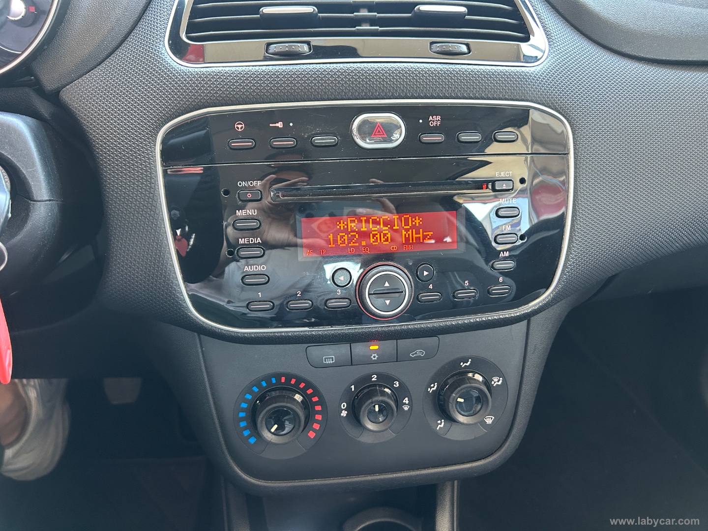 Punto 1.2 8V 3p. Lounge - immagine 16